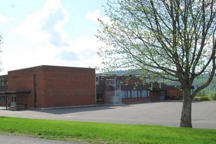 Skole
