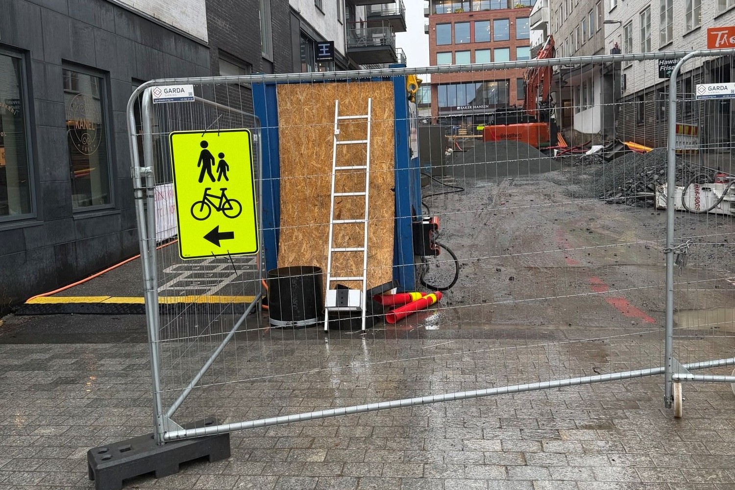 Bilde som viser at Kinoveien er stengt